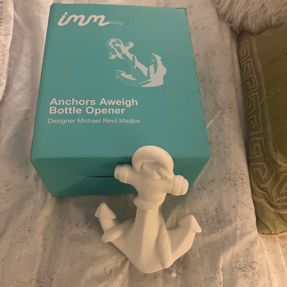 ⚓️ Imm Living White Anchor Bottle Opener, new with box!